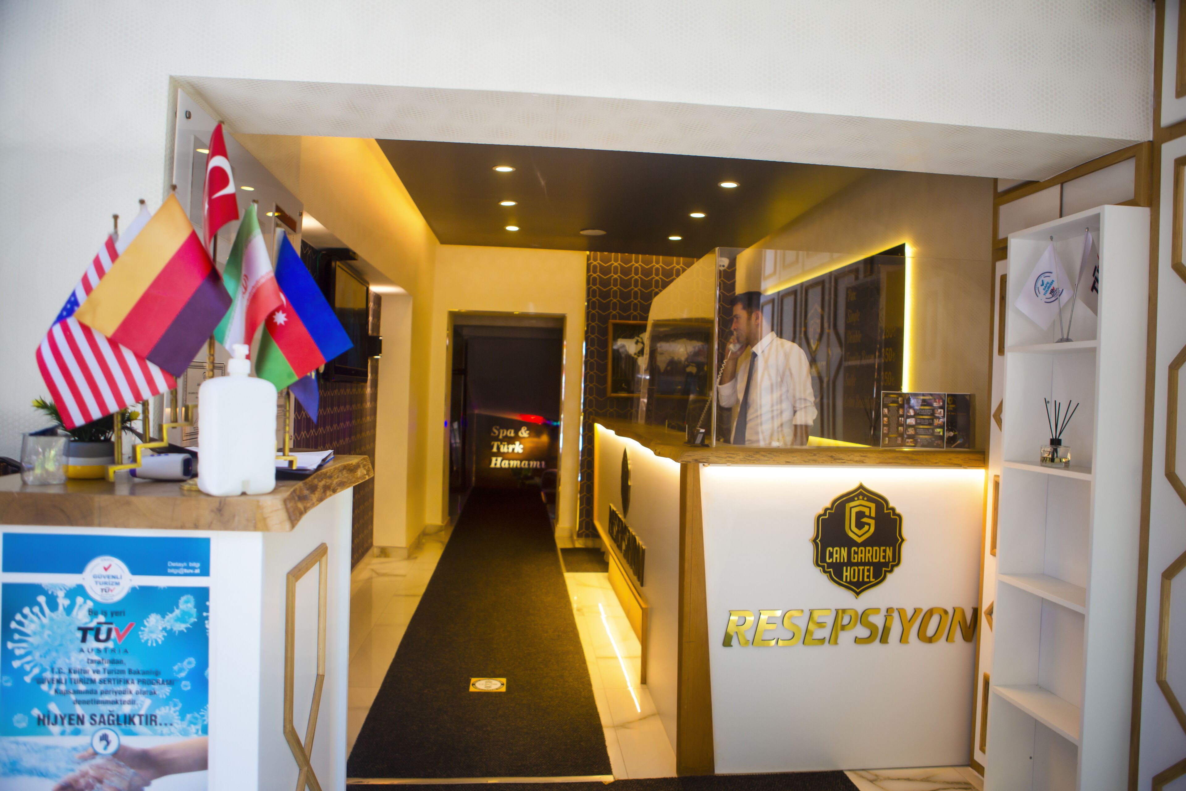 Photo - Can Grand Hotel