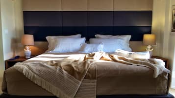 Ropa de cama de alta calidad y minibar