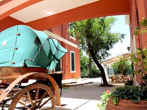 Exterior - Donnenzo (Latiano)