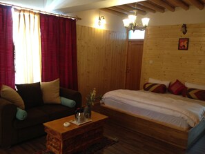 Deluxe Double Room, 1 King Bed, Mountain View | Free WiFi, bed sheets - Radhu's Boutique Inn (Leh)