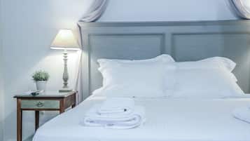Daphne Superior Double Room | Ropa de cama hipoalergénica y decoración personalizada