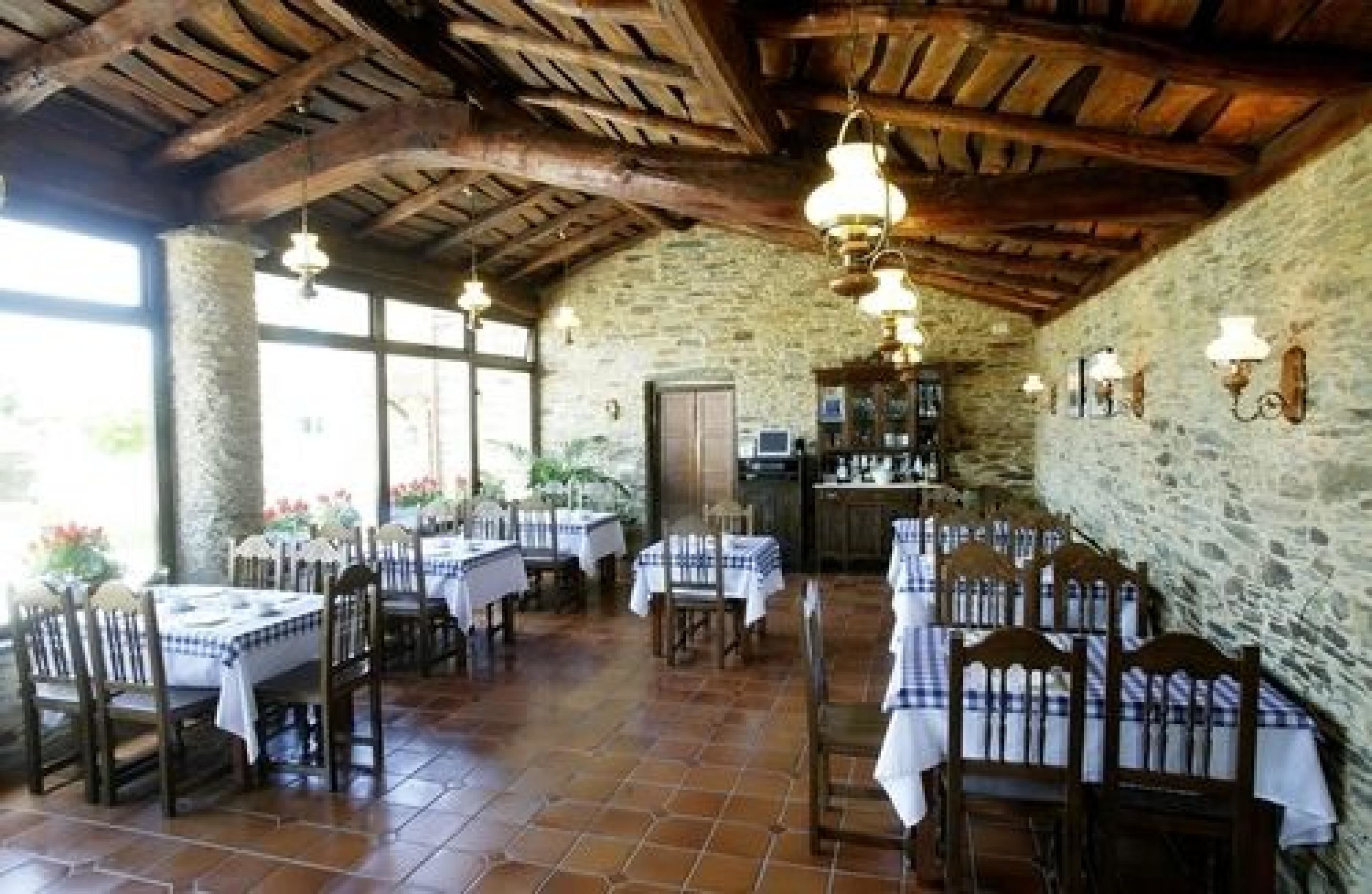 Lunch and dinner served, local cuisine