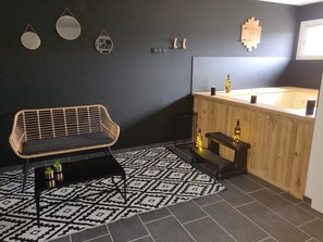 Soundproofing, free cribs/infant beds, free WiFi, bed sheets - Château Pierre de Montignac (Civrac-en-Medoc)