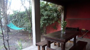 House, 3 Bedrooms | Terrace/patio