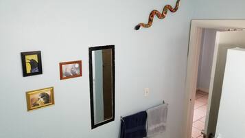 Grand Suite, 1 Bedroom | Bathroom | Shower, free toiletries