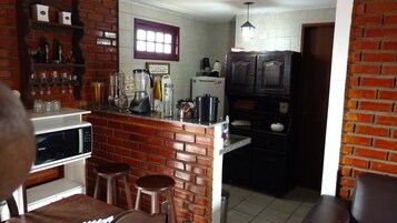 Family Chalet, 2 Bedrooms, Pool View, Poolside | Private kitchenette | Fridge, microwave, oven, stovetop