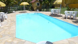 Outdoor pool - Pousada Chapadão (Barra do Pirai)