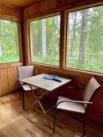 Family Cabin 5, 2 Bedrooms, Full Kitchen, Private Bathroom, Dining Area | Terrasse/Patio