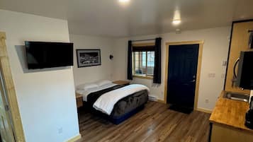 1 bedroom, individually decorated, blackout drapes, soundproofing