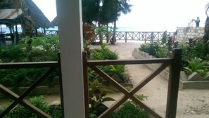 Balcony - Union Beach Bungalows (Nungwi)