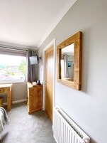 Twin Room (First Floor) | Free WiFi