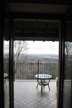 Double Room, Balcony, City View | Terrace/patio