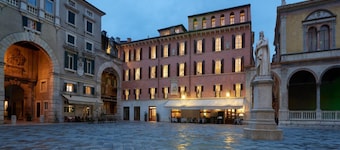 Lords of Verona Luxury apartments