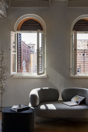 Penthouse, 2 Bedrooms | Living area - Lords of Verona Luxury apartments (Verona)