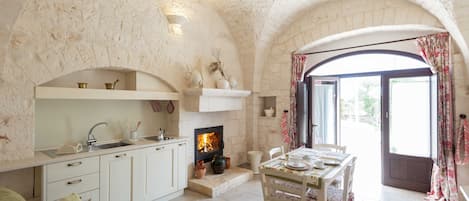 Departamento estándar | Escritorio, insonorización, cunas y wifi gratis