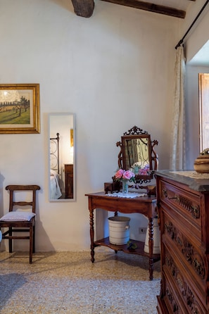 Basic Double Room, 1 Queen Bed - Agriturismo Il Caggio di Sotto (Colle di Val d'Elsa)