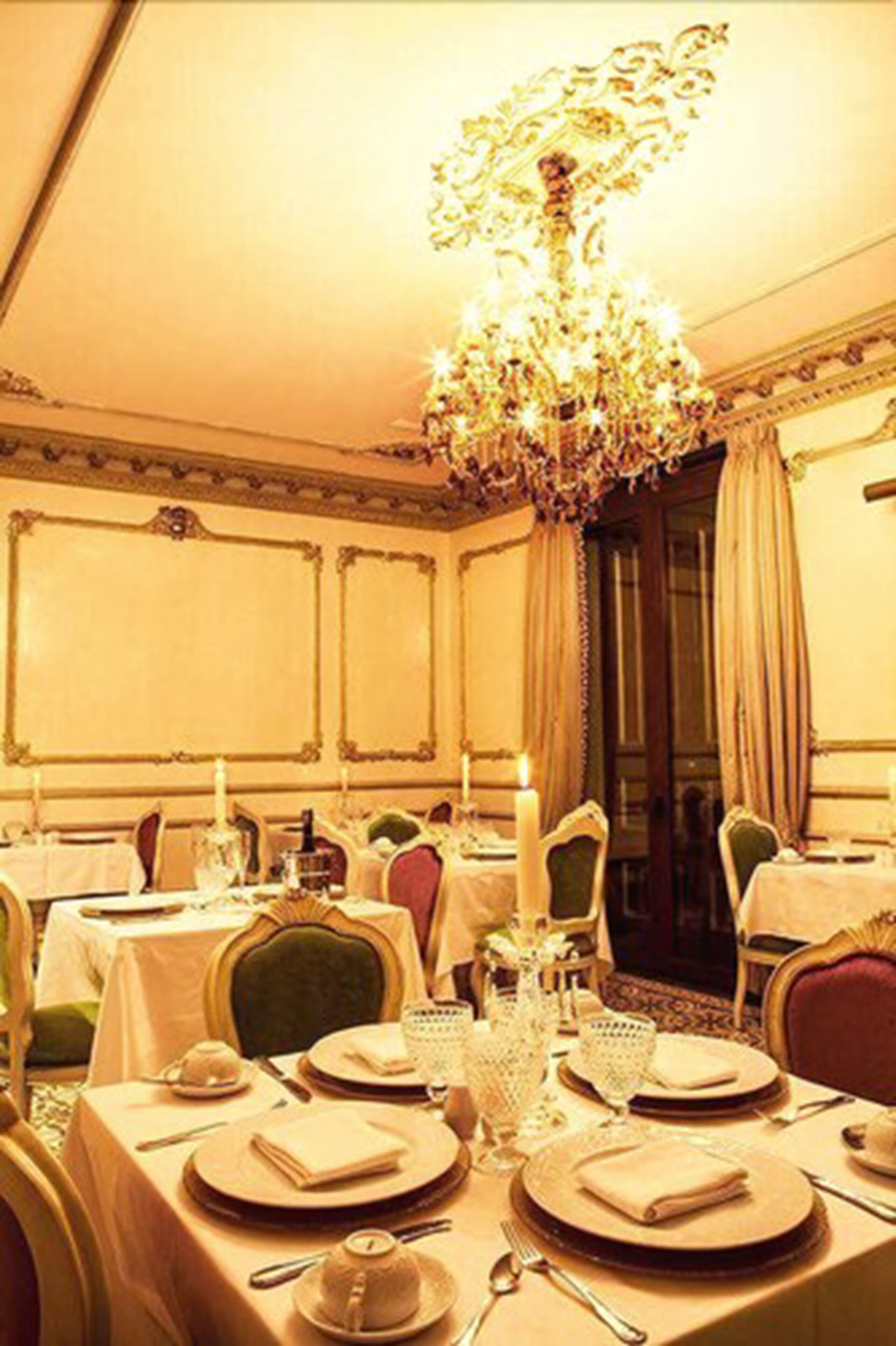 Petit déjeuner complet compris