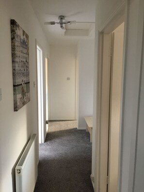 Apartment, 2 Bedrooms | 2 bedrooms, iron/ironing board, free cribs/infant beds, free WiFi - North Bridge Apartment (Hawick)