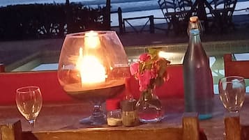 Couples’ dining