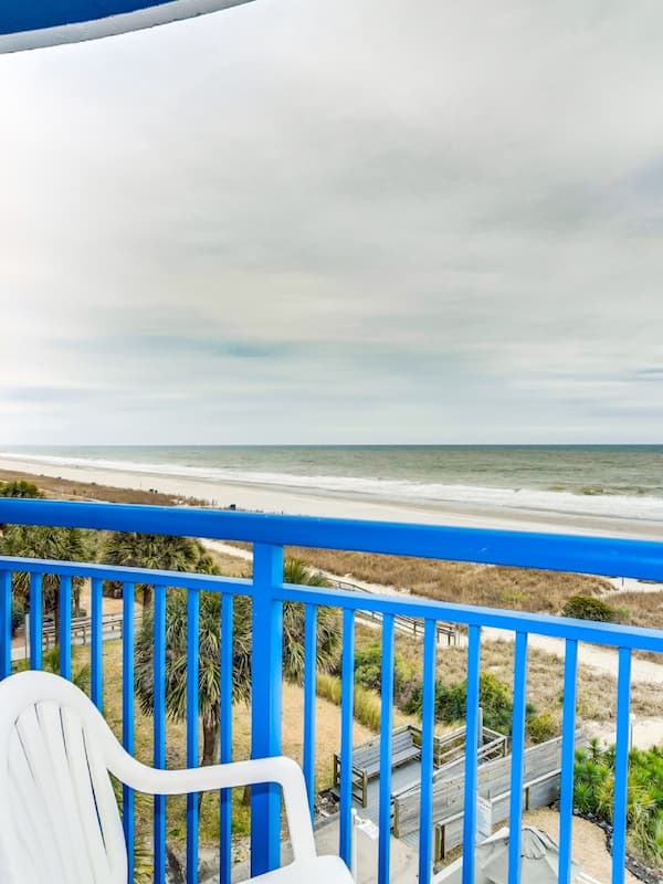 Comfort Condo, 1 Bedroom, Ocean View, Beachfront | Balcony