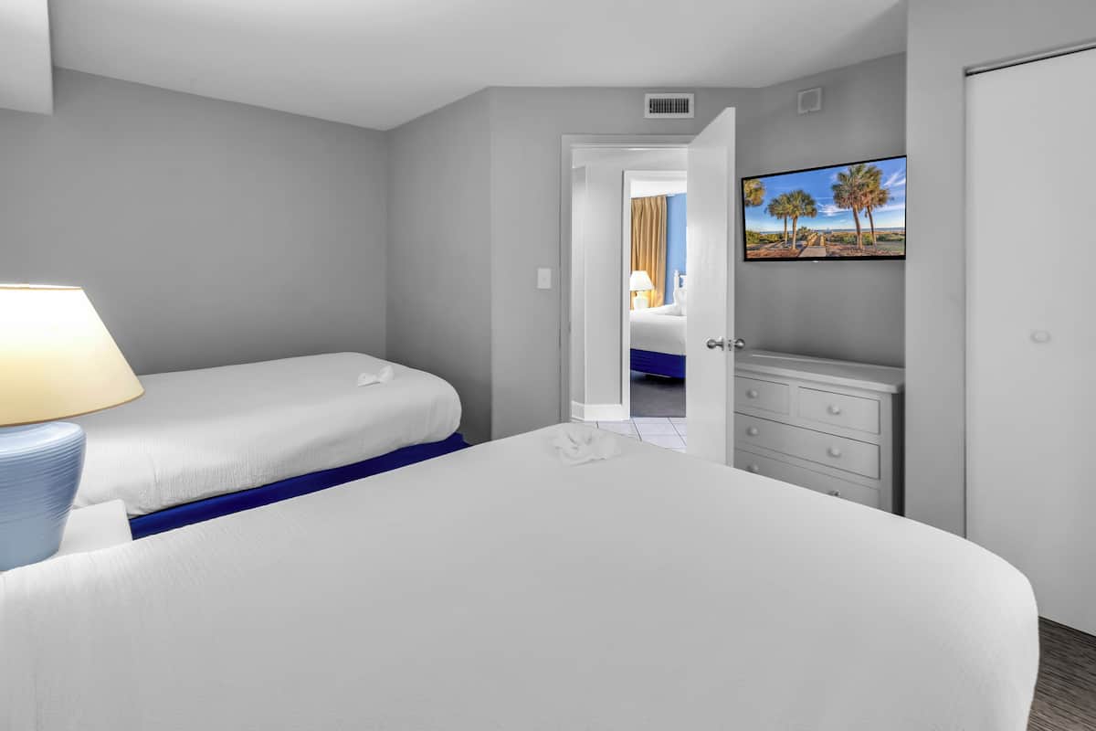 1 habitación, decoración personalizada y muebles diferentes