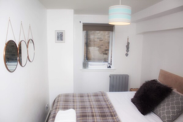 1 bedroom, premium bedding, iron/ironing board, free WiFi