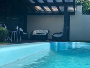 Outdoor pool - Pousada Charm House (Penha)