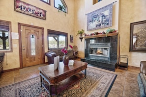 Cabin, Multiple Beds, Non Smoking | Living area