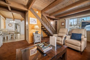 Maison, Plusieurs lits, non-fumeur | Salle de séjour | Téléviseur à écran plat