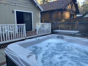 Private spa tub