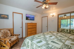Cabana, várias camas, para não fumantes | 2 quartos, roupa de cama