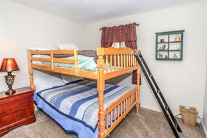 Ferienhaus, Mehrere Betten, Nichtraucher | 2 Schlafzimmer, kostenloses WLAN, Bettwäsche