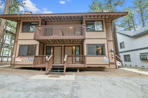 Front of property - Summit X-ross Roads Condo (Big Bear Lake)