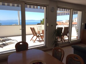 In-room dining - Apartment Sky view (Split)