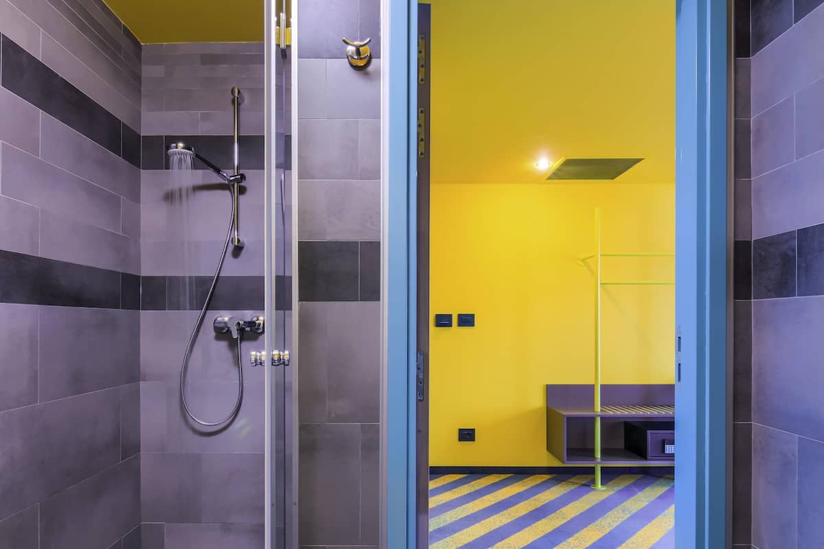 Standard Room, 2 Twin Beds | In-room safe, blackout drapes, soundproofing, rollaway beds