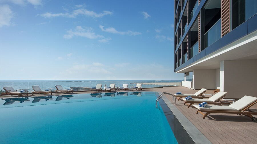 Wyndham Garden Ajman Corniche