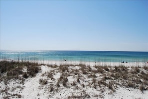 Una playa cerca