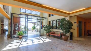 Entrada al alojamiento