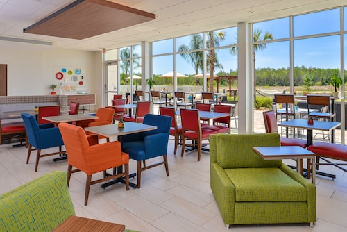 Holiday Inn Express & Suites Alachua - Gainesville Area by IHG