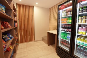 Interior - Holiday Inn Express Oneonta by IHG (Oneonta)