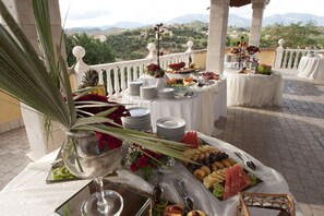 Buffet - La Villa Del Colle (Monte San Giovanni Campano)