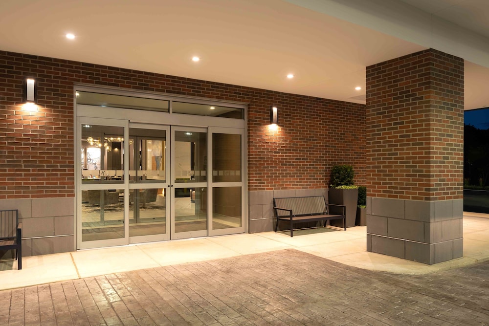 Holiday Inn Boston Logan Airport - Chelsea by IHG photo 8
