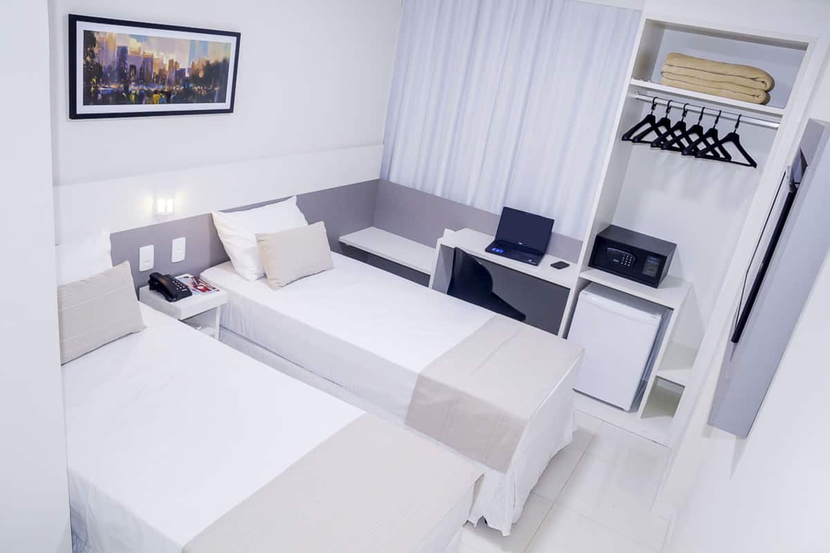 standard twin room | minibar, in-room safe, desk, laptop workspace