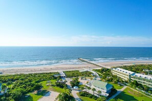 Beach nearby - Charleston Charm - Coastal Decor, Pool & Pier Access, Across from beach! - 309C Oceanside (Isle of Palms)