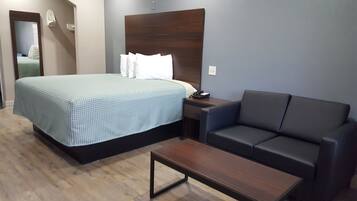 Standaard kamer, 1 kingsize bed, niet-roken | Een bureau, een strijkplank/strijkijzer, extra bedden (toeslag)