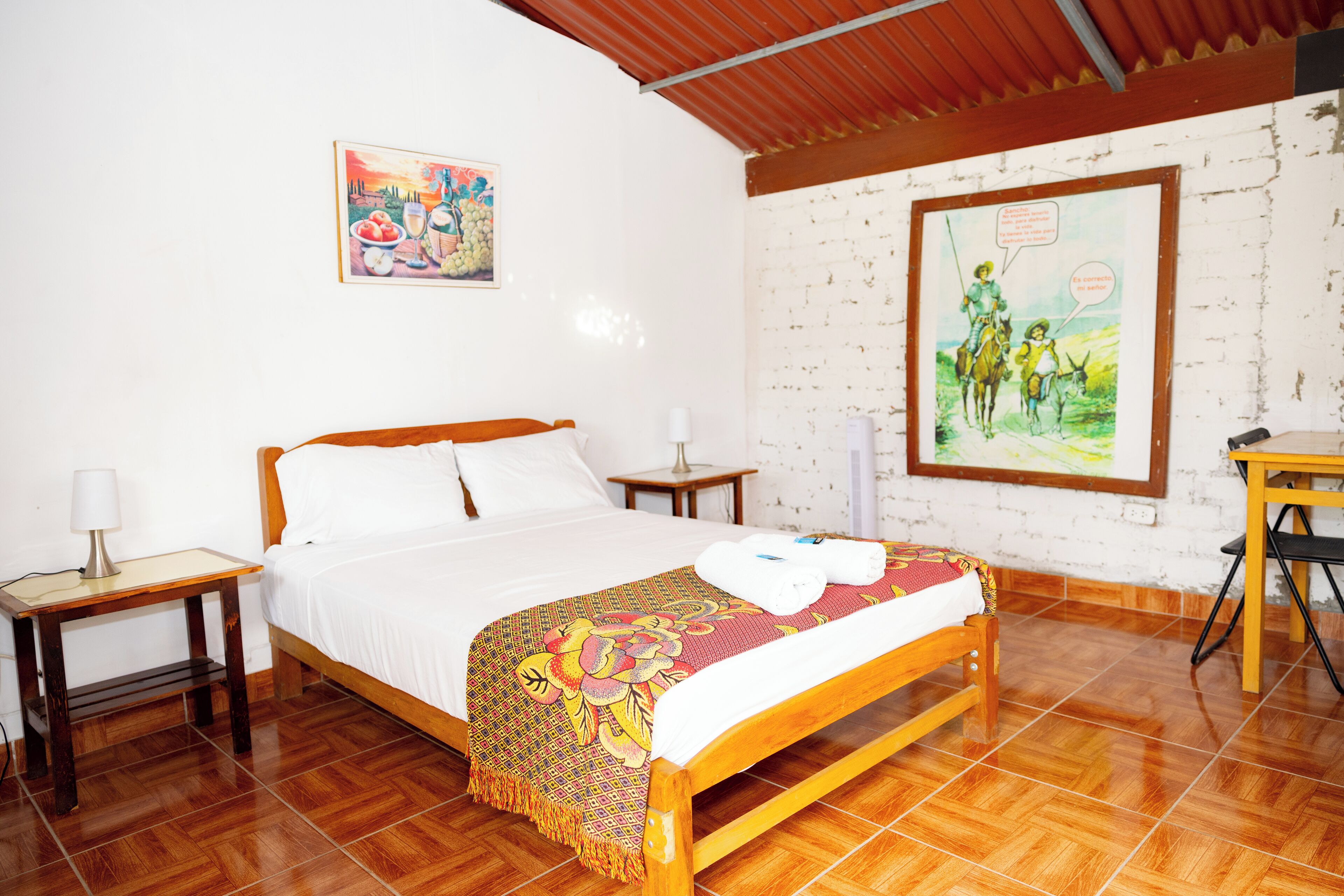 Habitación doble romántica, 1 habitación, no se aceptan mascotas, vista al jardín | Wifi gratis y ropa de cama 