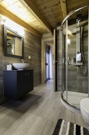Villa, 3 Bedrooms, Pool View | Bathroom
