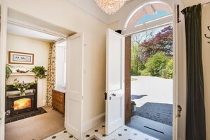 Interior entrance - Orroland Lodge (Kirkcudbright)