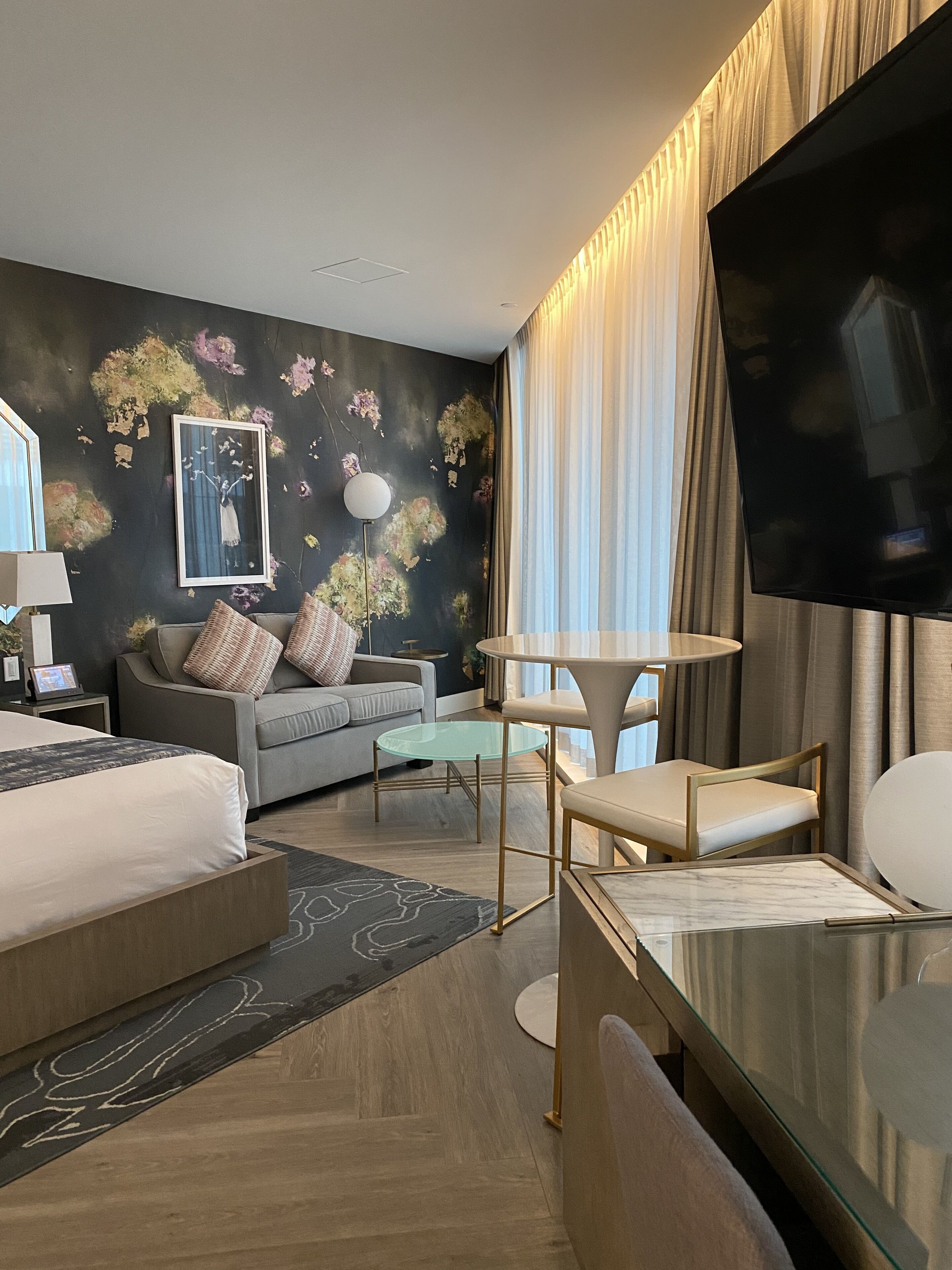 urban suite - dividend floor | 1 bedroom, premium bedding, down duvets, in-room safe