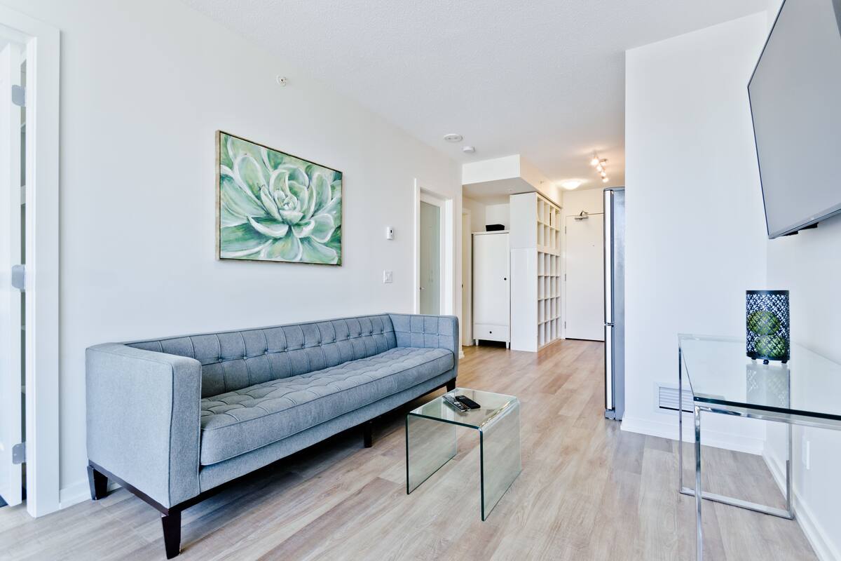 Classic Condo, 2 Bedrooms | 1 bedroom, iron/ironing board, free WiFi